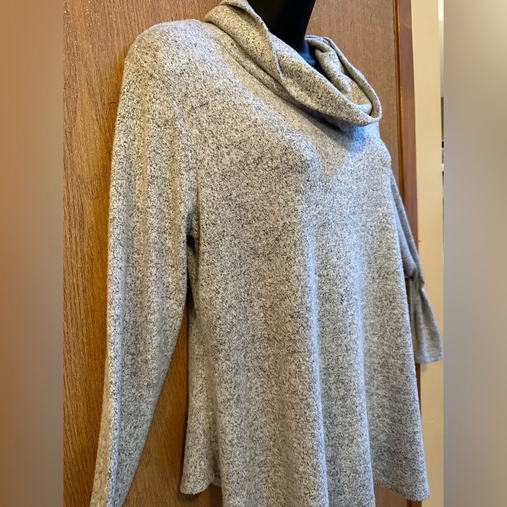 Misia Long Sleeve Cowel Neck Sweater Gray - Women Size Large